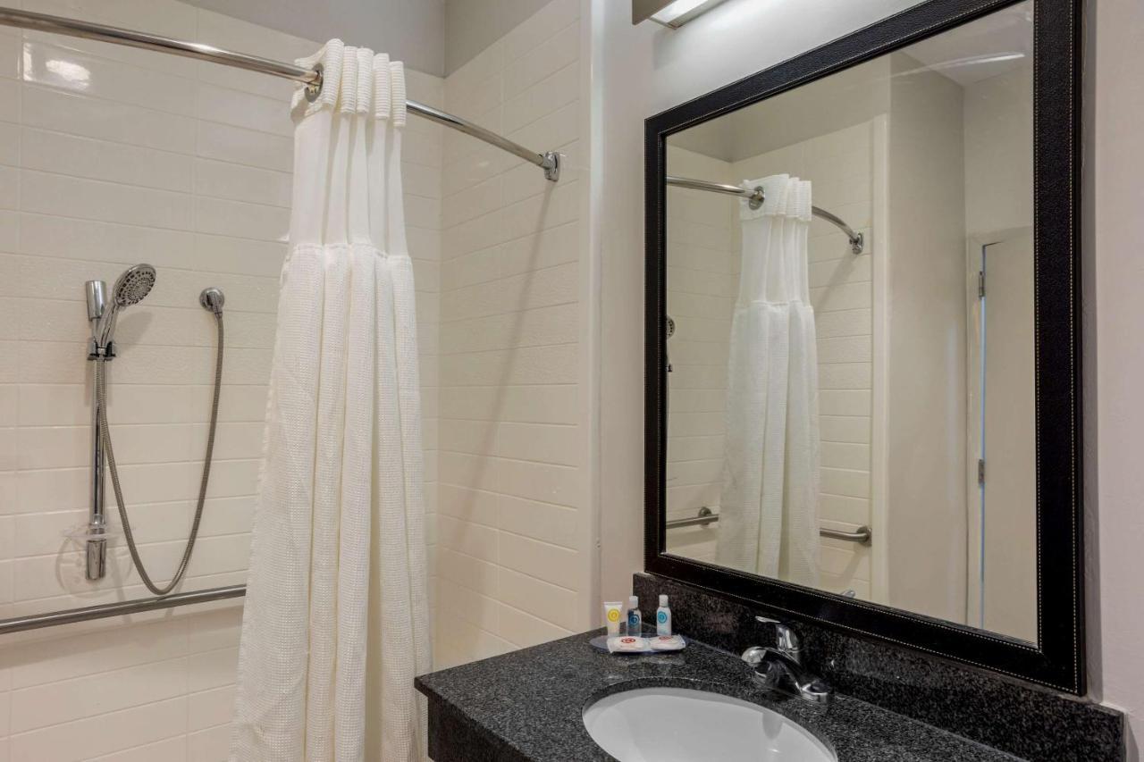 Comfort Inn & Suites Mt Laurel-Philadelphia Mount Laurel Zewnętrze zdjęcie