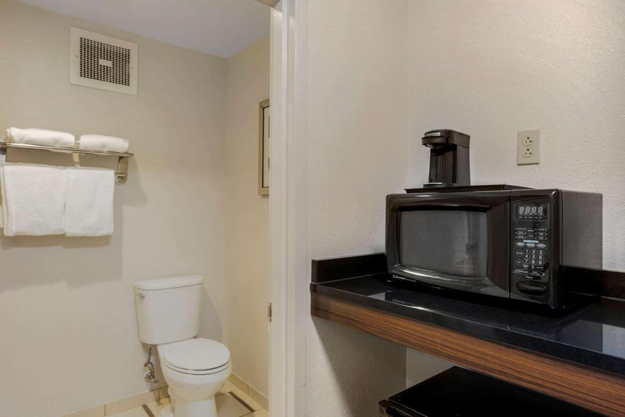 Comfort Inn & Suites Mt Laurel-Philadelphia Mount Laurel Zewnętrze zdjęcie